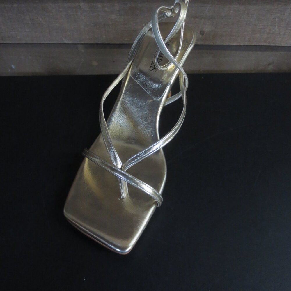 DREAM PAIRS WOMENS SQUARE TOE GOLD PUMP SANDAL - US 11